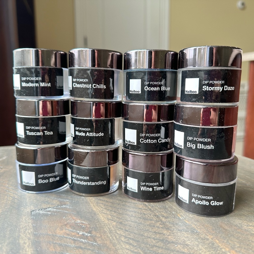 Bundle of 12 Nailboo nail dips
